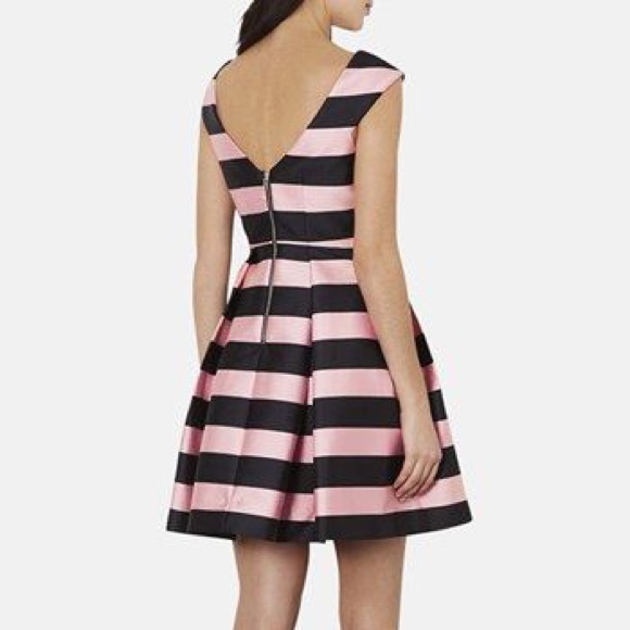 SOLD !! Topshop Fit and Flare dress - Picture 2 of 5